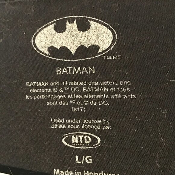 DC Comics Batman Canada Canadian Symbol Logo Short Sleeve T Shirt Tee XL - Picture 6 of 8